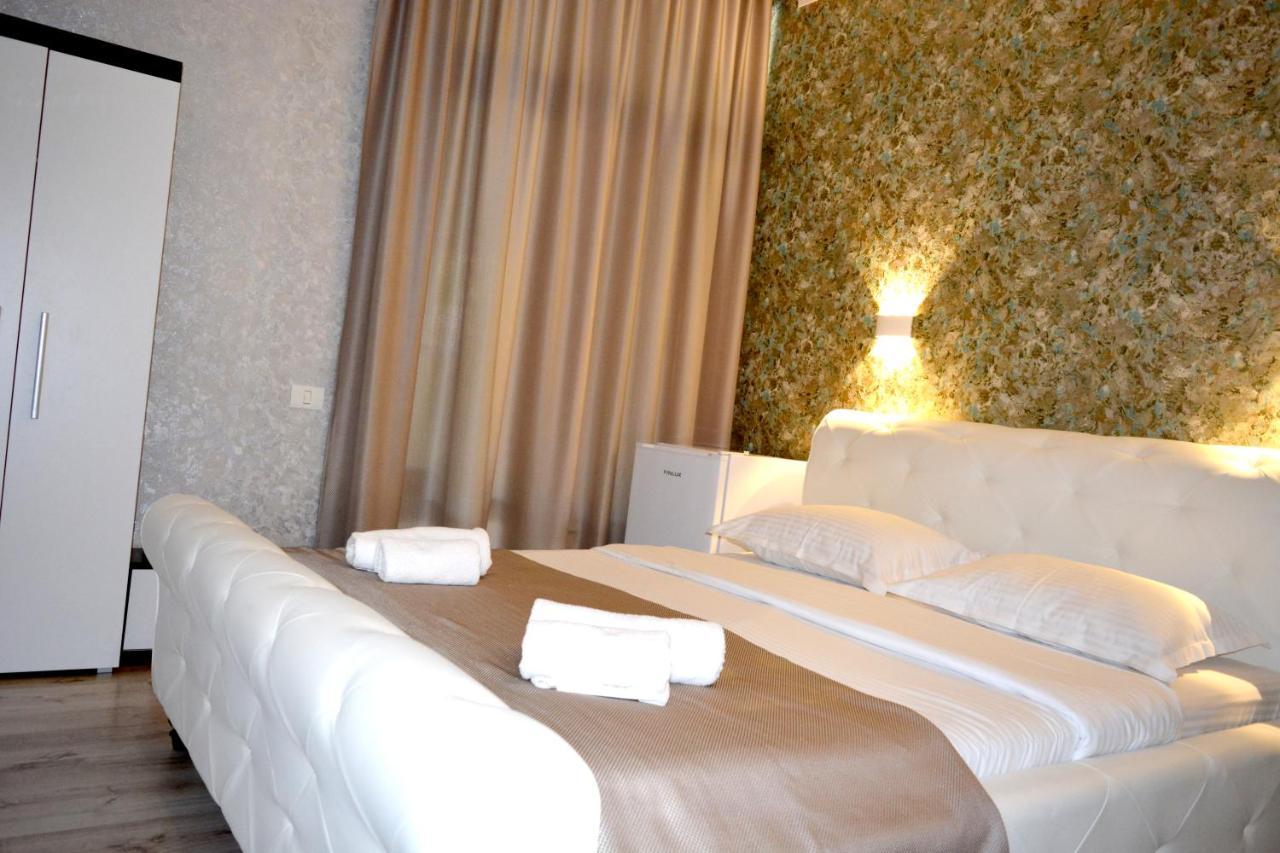 Hotel Arizet Boutique Mamaia Extérieur photo
