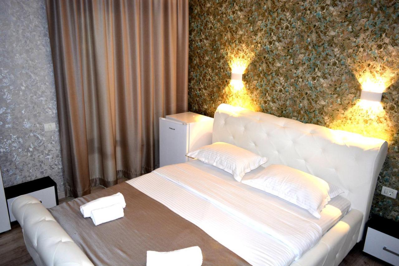 Hotel Arizet Boutique Mamaia Extérieur photo